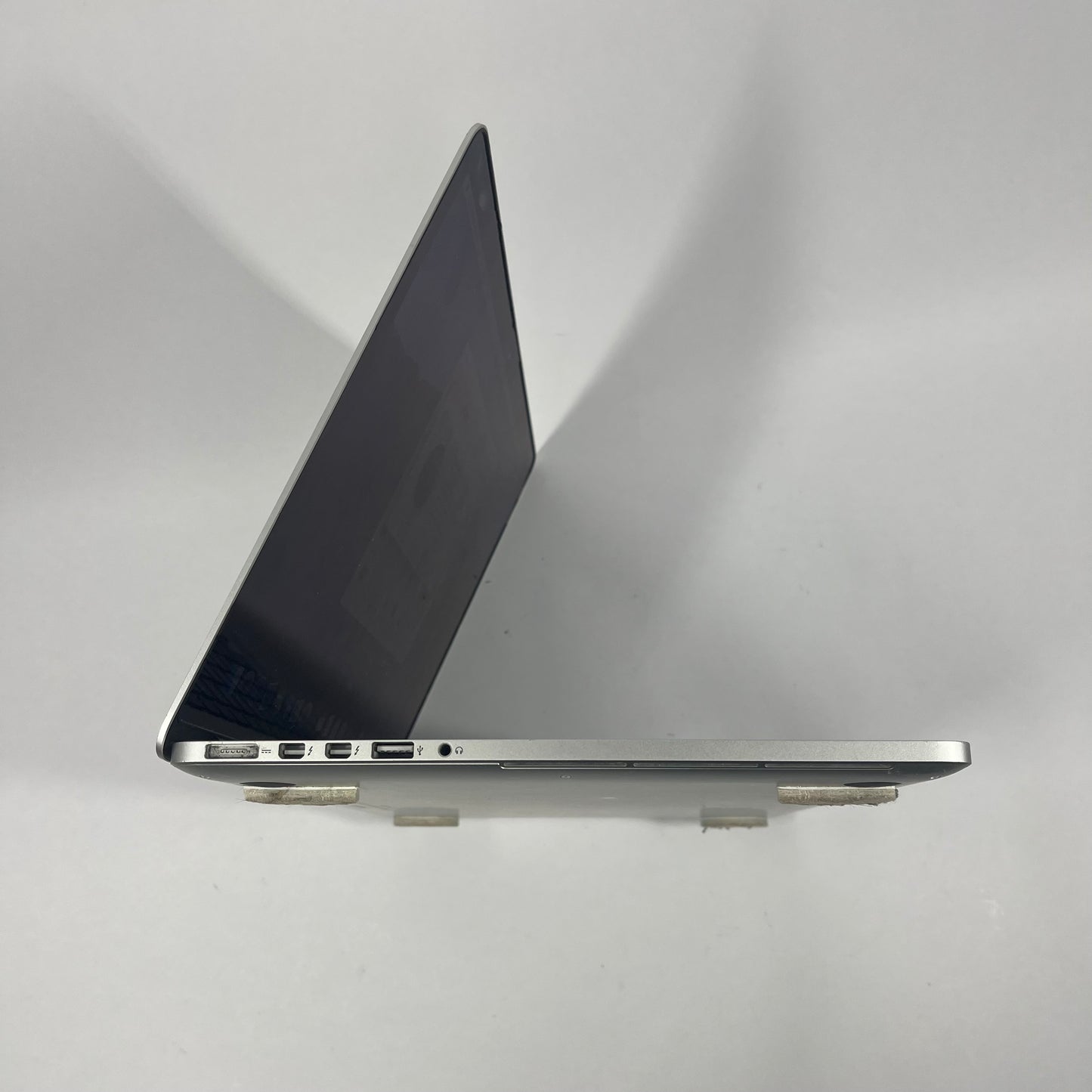 Apple MacBook Air 2012 15.4" i7 2.2GHz 8GB RAM 500GB SSD Silver A1398