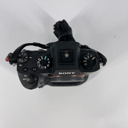 Sony Alpha 9 24.2MP Mirrorless Interchangeable Lens 13200 Shutter Count