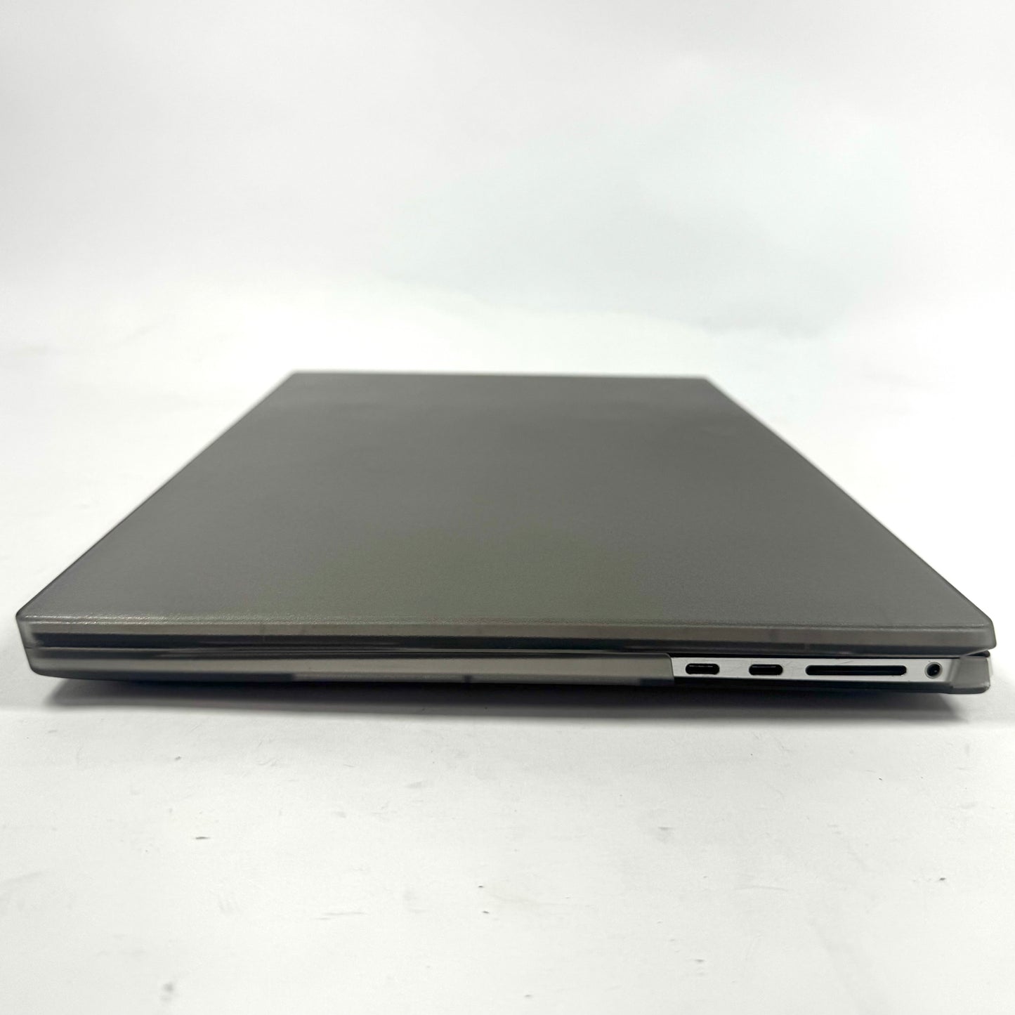 Dell XPS 17 9700 17" i9-10885H 2.4GHz 64GB RAM 1TB SSD GeForce RTX 2060 Max-Q