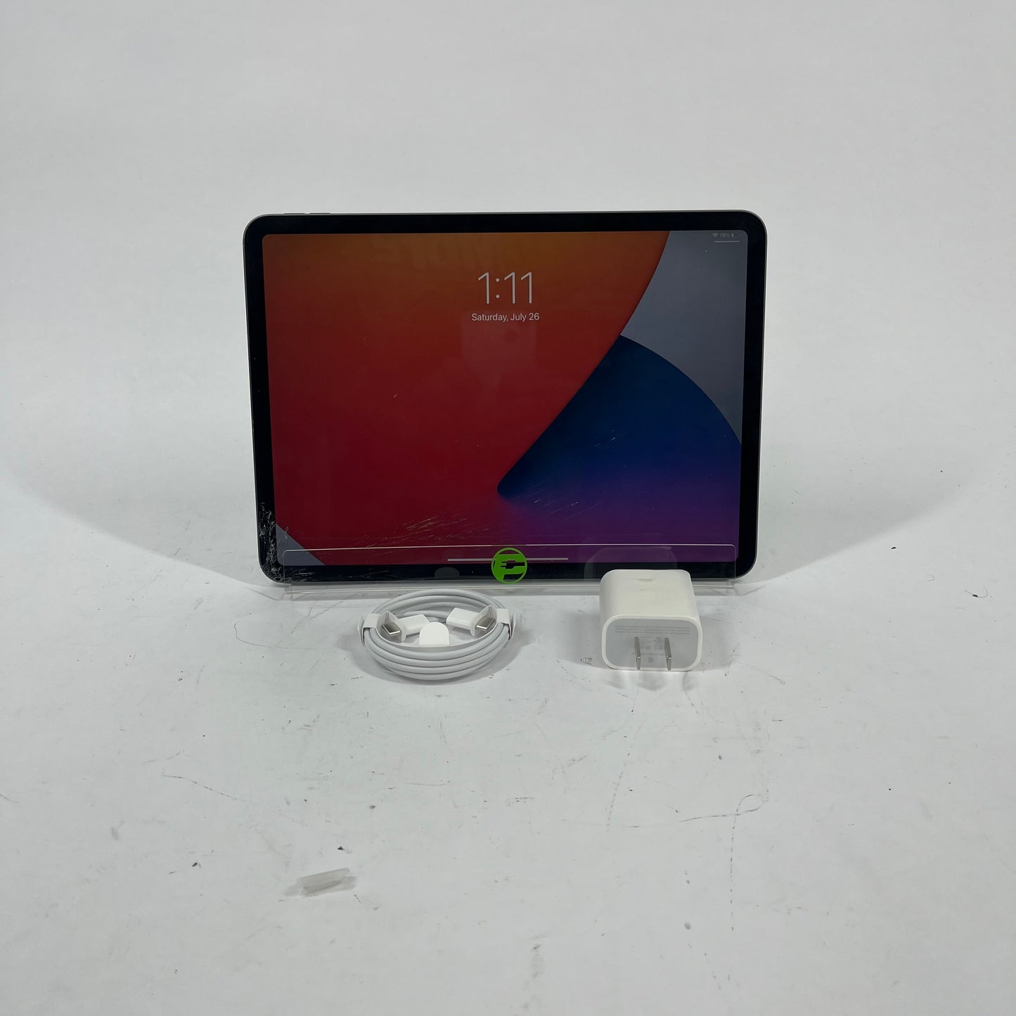 Broken WiFi Only Apple iPad 11" (A16) 256GB 14.7.1 MTXQ2LL/A