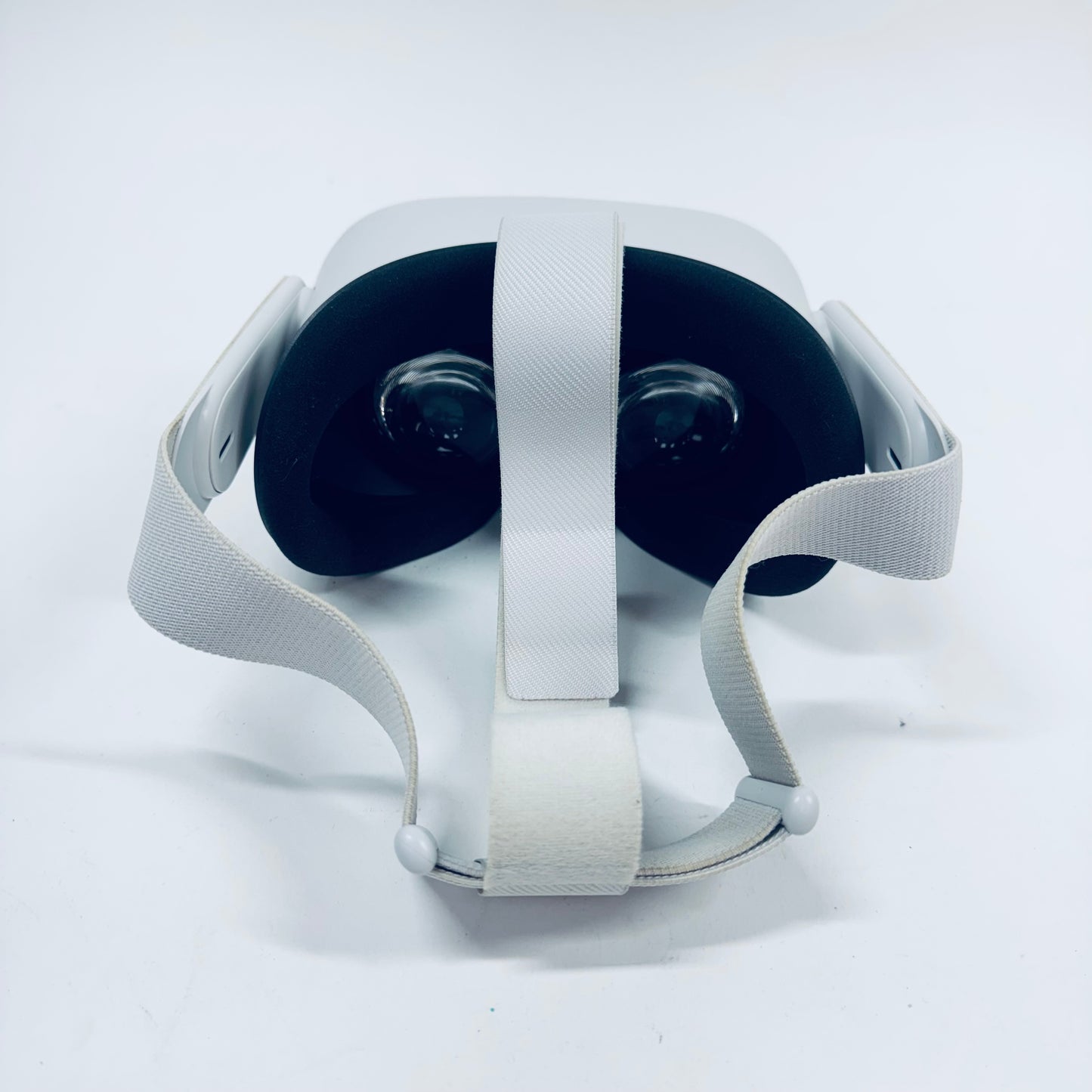 Meta Quest 2 128GB Virtual Reality Headset KW49CM