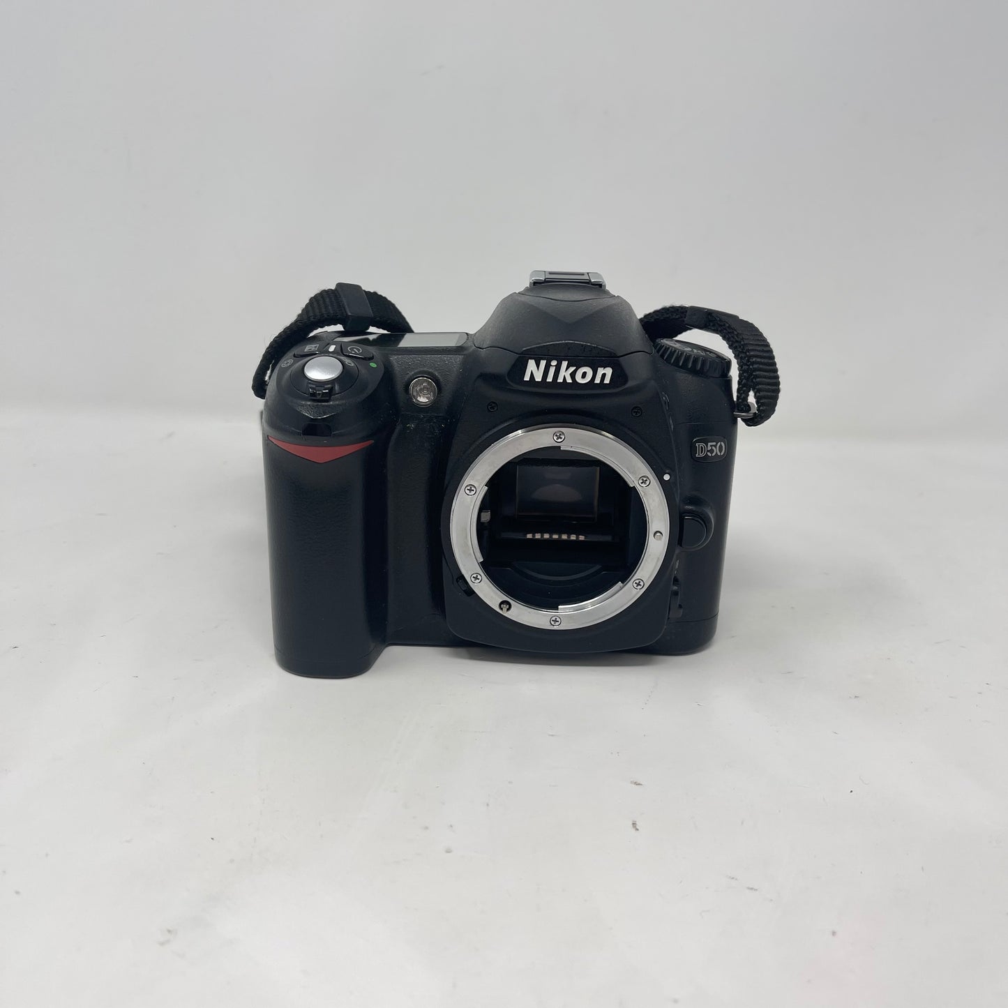 Nikon D50 6.1MP Digital SLR DSLR Camera