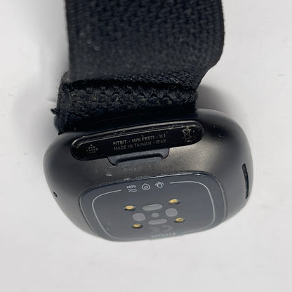 Fitbit Versa 3 mart Watch FB511