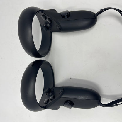 Oculus Quest 64GB Standalone All-in-One VR Headset MH-B