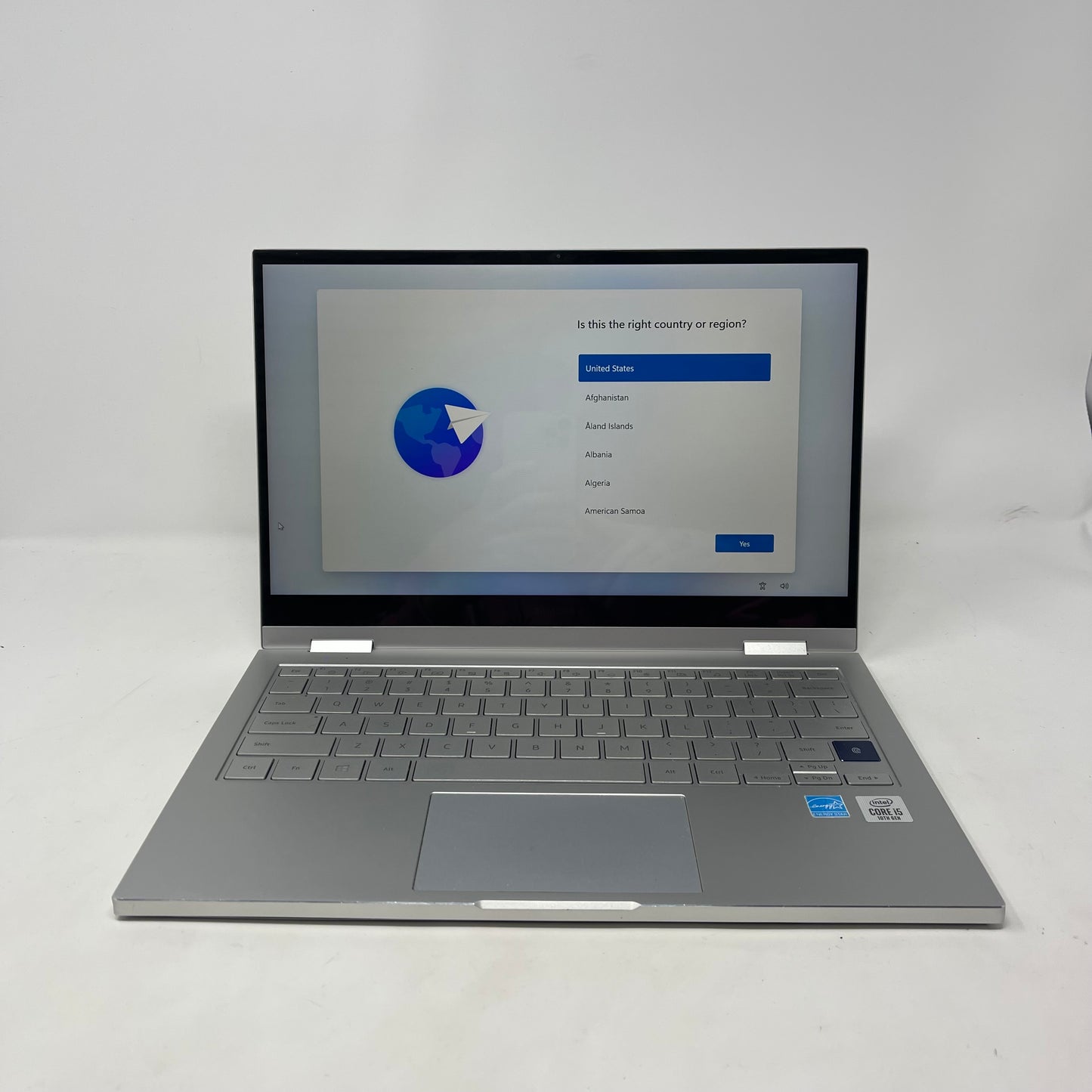 Samsung np NP730QCJ 13.3" i5-10210U 1.6GHz 8GB RAM 256GB SSD