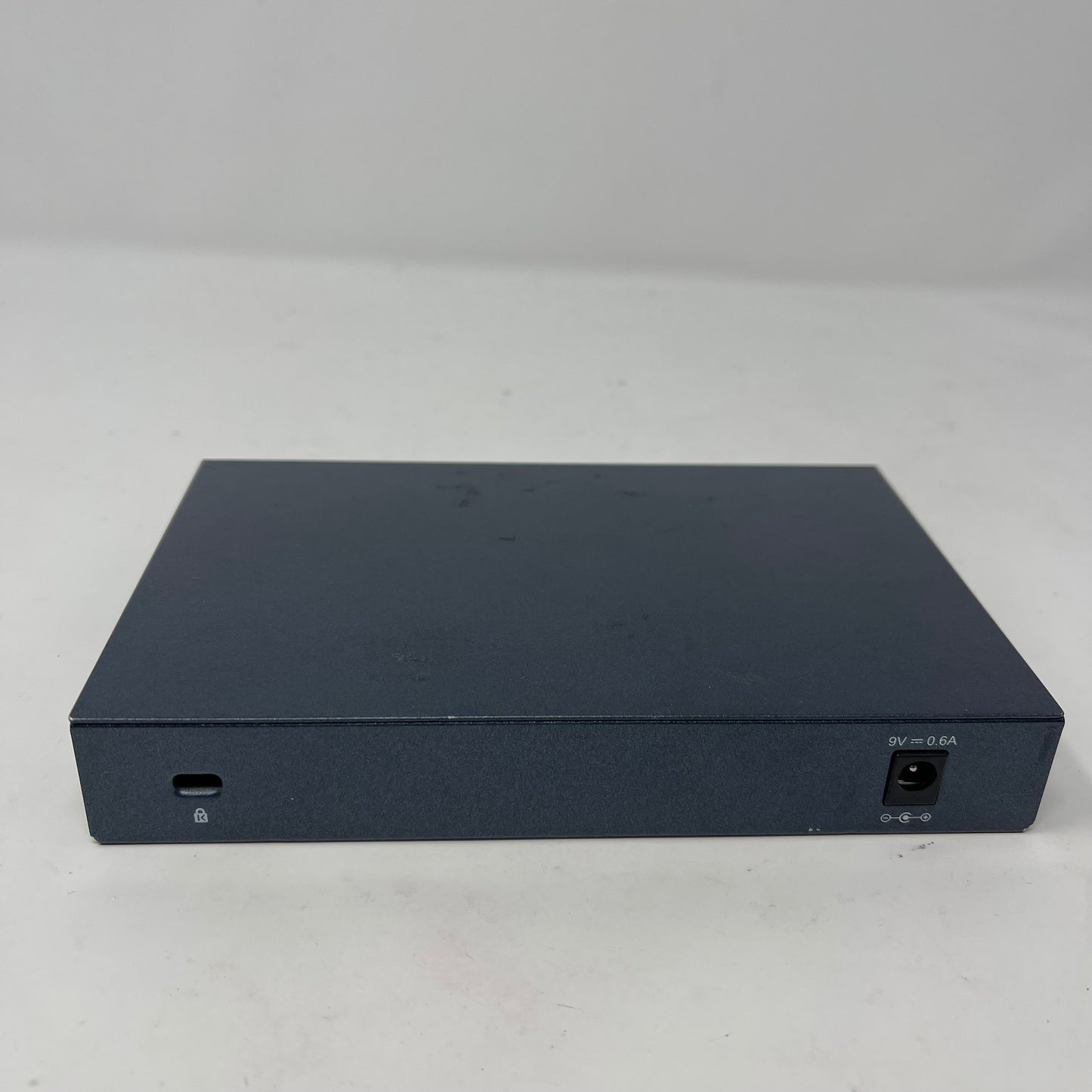 TP-LINK TL-SG108 8-Port Gigabit Desktop Swtich