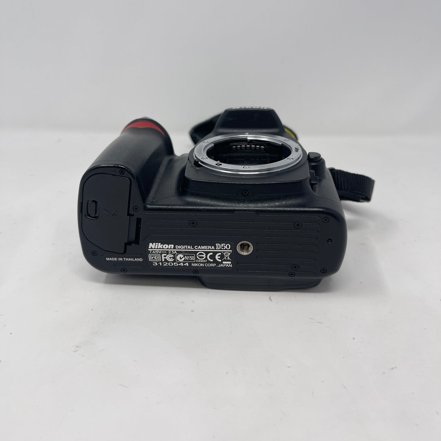 Nikon D50 6.1MP Digital SLR DSLR Camera