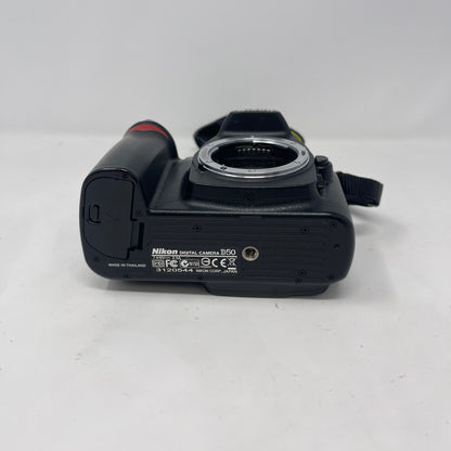 Nikon D50 6.1MP Digital SLR DSLR Camera