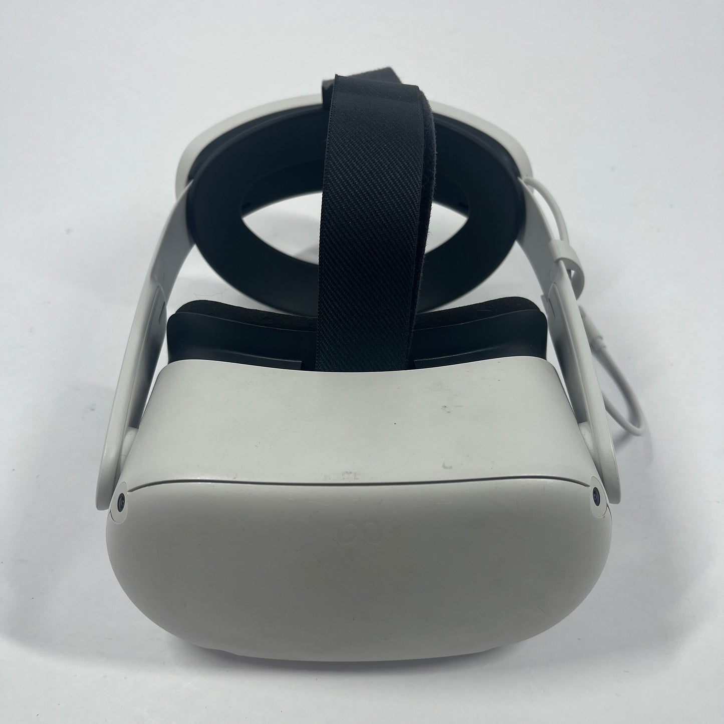 Meta Quest 2 128GB With Charging Dock KW49CM