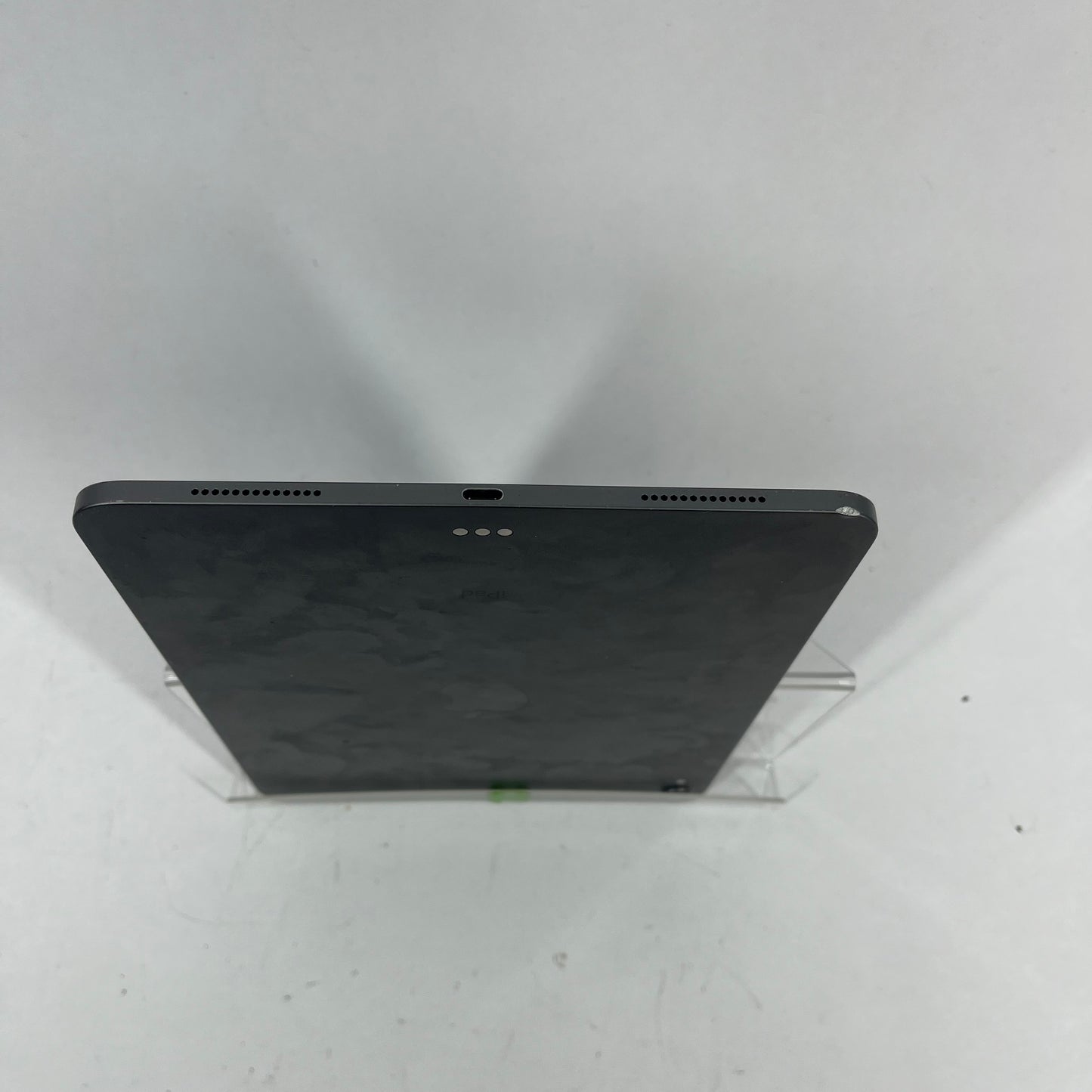 Broken WiFi Only Apple iPad 11" (A16) 256GB 14.7.1 MTXQ2LL/A