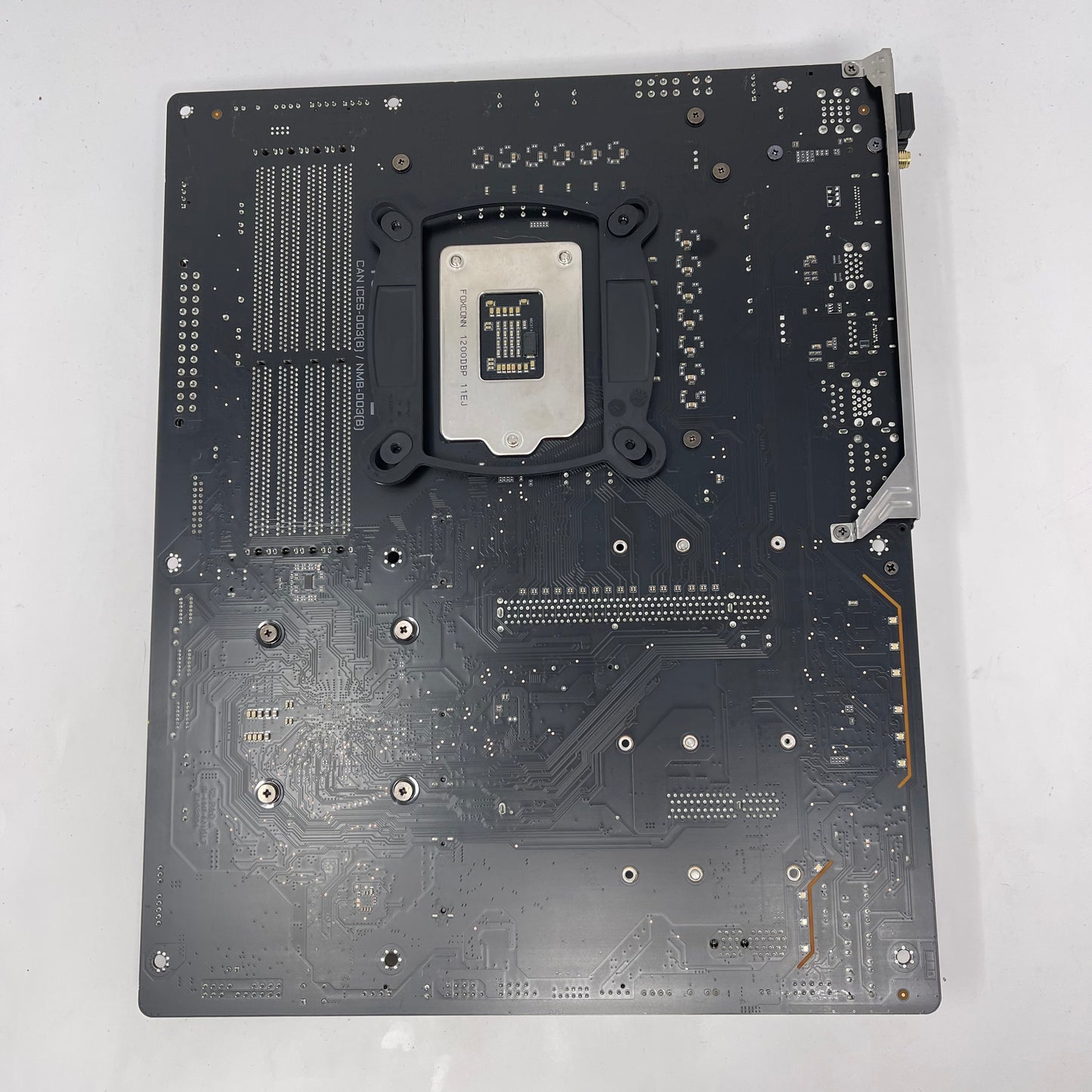Gigabyte Z590 AORUS ELITE AX LGA 1200 ATX Intel DDR4 Motherboard