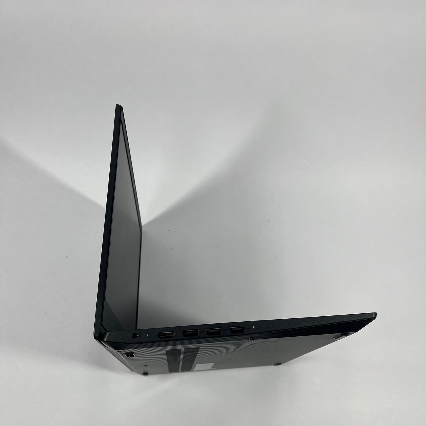 Lenovo Ideapad S145 10" AMD A6-9225 1.1GHz 8GB RAM 500GB SSD AMD R4 Graphics