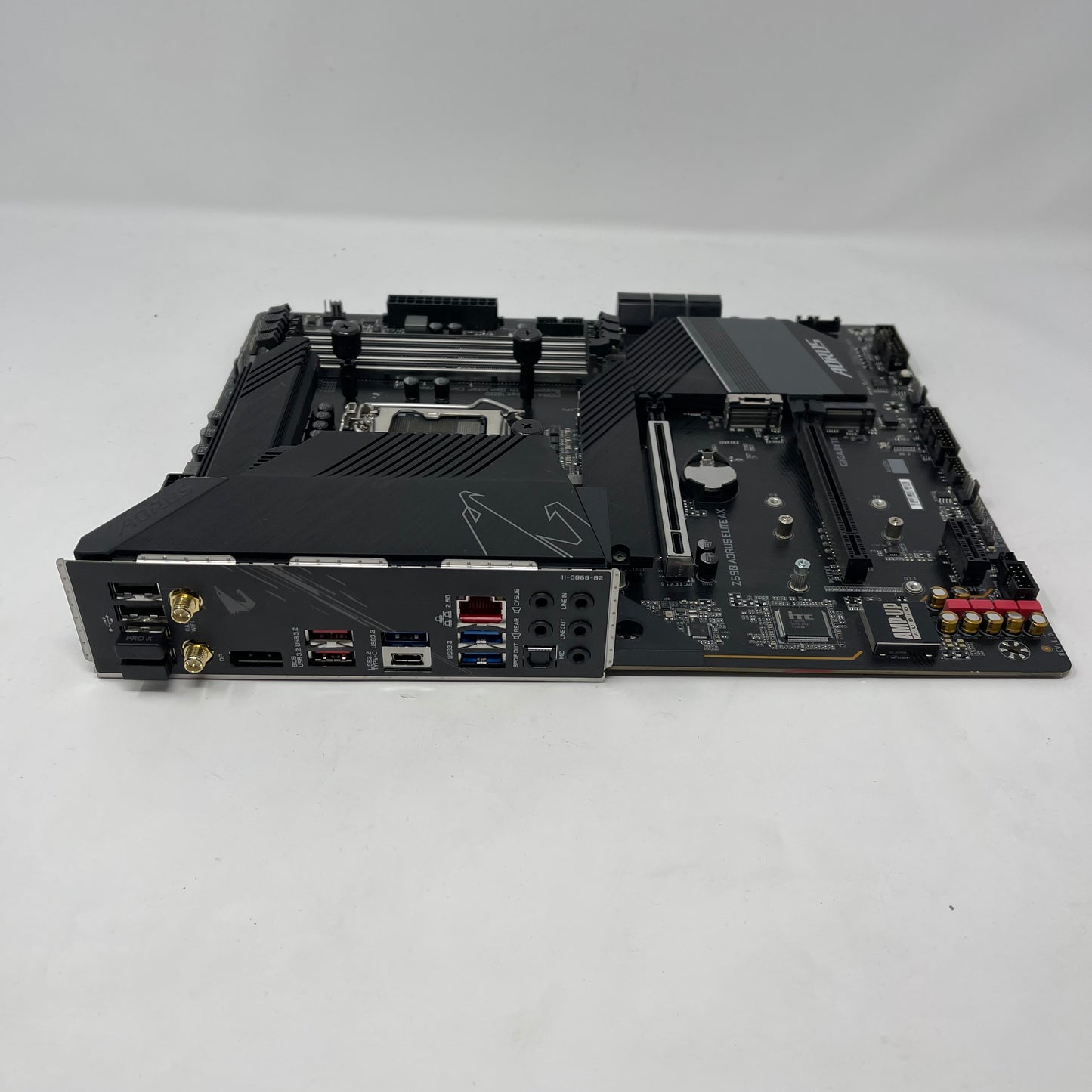 Gigabyte Z590 AORUS ELITE AX LGA 1200 ATX Intel DDR4 Motherboard