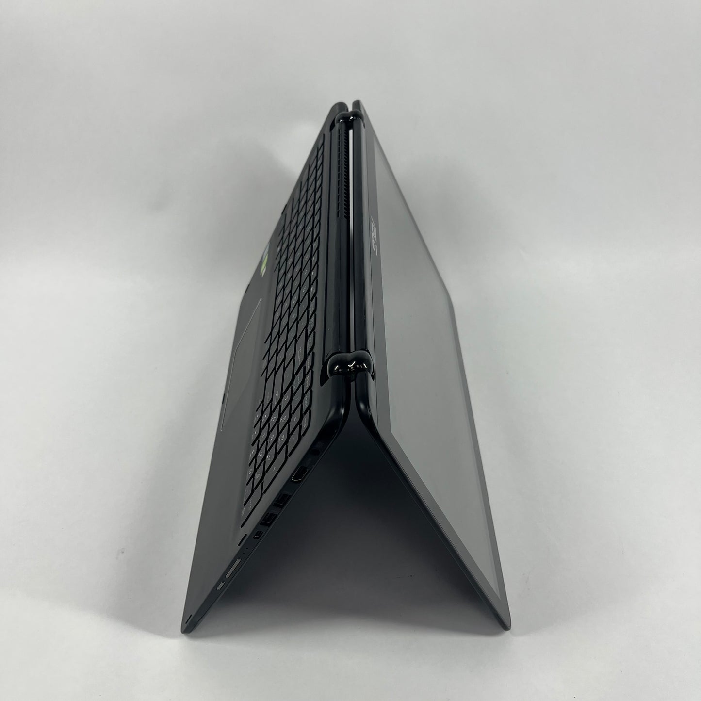 ASUS Q524U NOTEBOOK PC 15.6" i7-7500U 1.0GHz 12GB RAM 500GB SSD NVIDIA® 