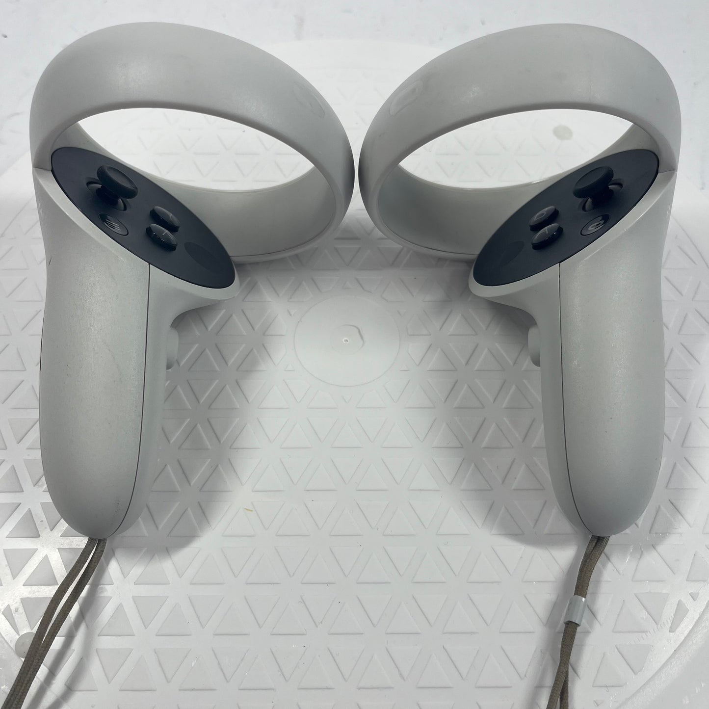 Meta Quest 2 128GB Standalone All-in-One VR Headset KW49CM