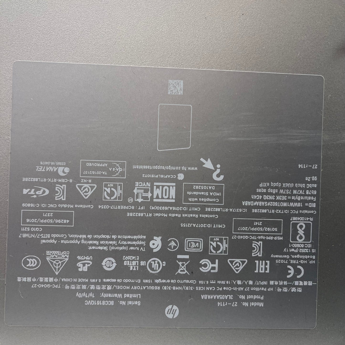 HP AIO 3LA05AA 28" i7-8700T 2.40GHz 12GB RAM 256GB SSD UHD Graphics 630