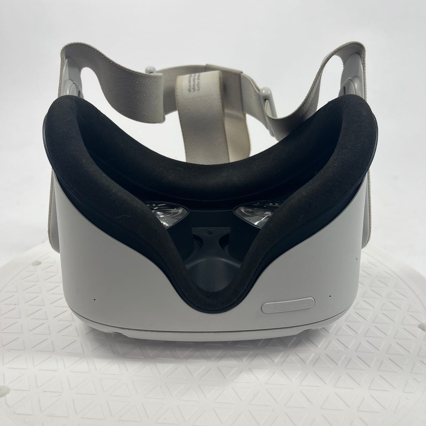 Meta Quest 2 128GB Standalone All-in-One VR Headset KW49CM