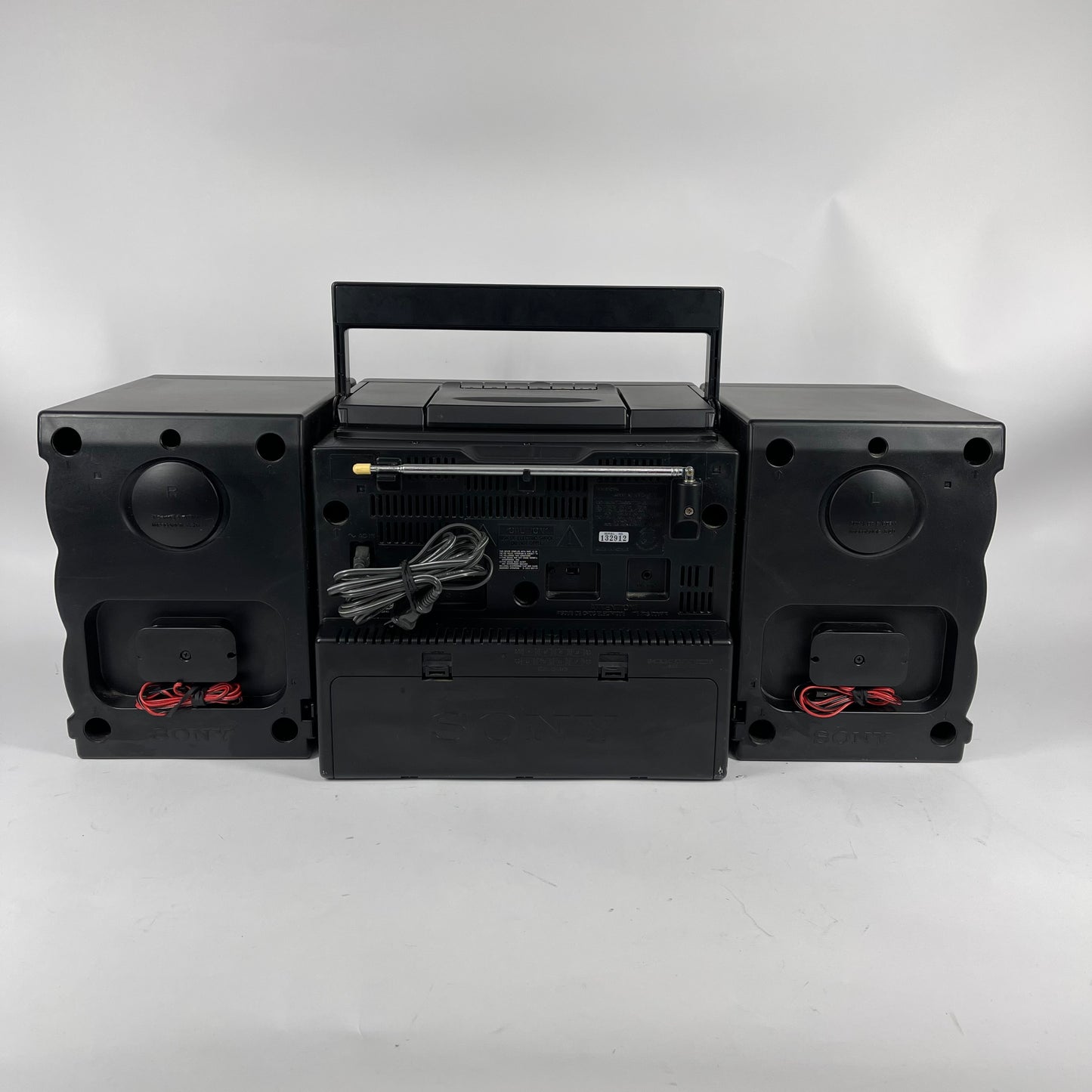 Sony Mega Bass CD Radio Cassette-Corder CFD-610