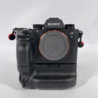 Sony Alpha 9 24.2MP Mirrorless Interchangeable Lens 13200 Shutter Count