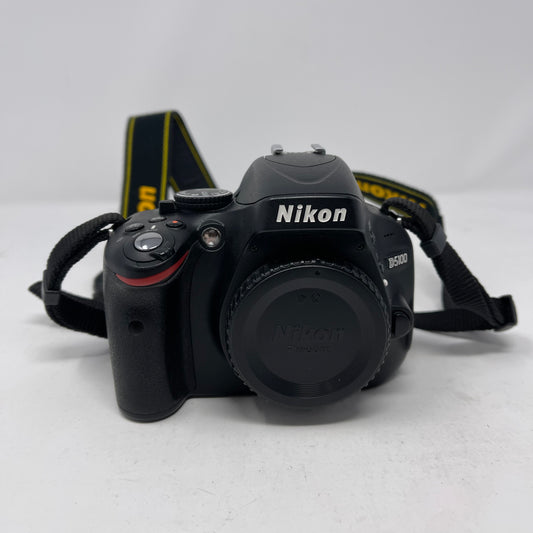Nikon D5100  18-55 VR Kit 16.2MP DSLR 519 Shutter Count