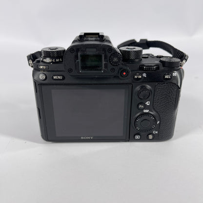 Sony Alpha 9 24.2MP Mirrorless Interchangeable Lens 13200 Shutter Count