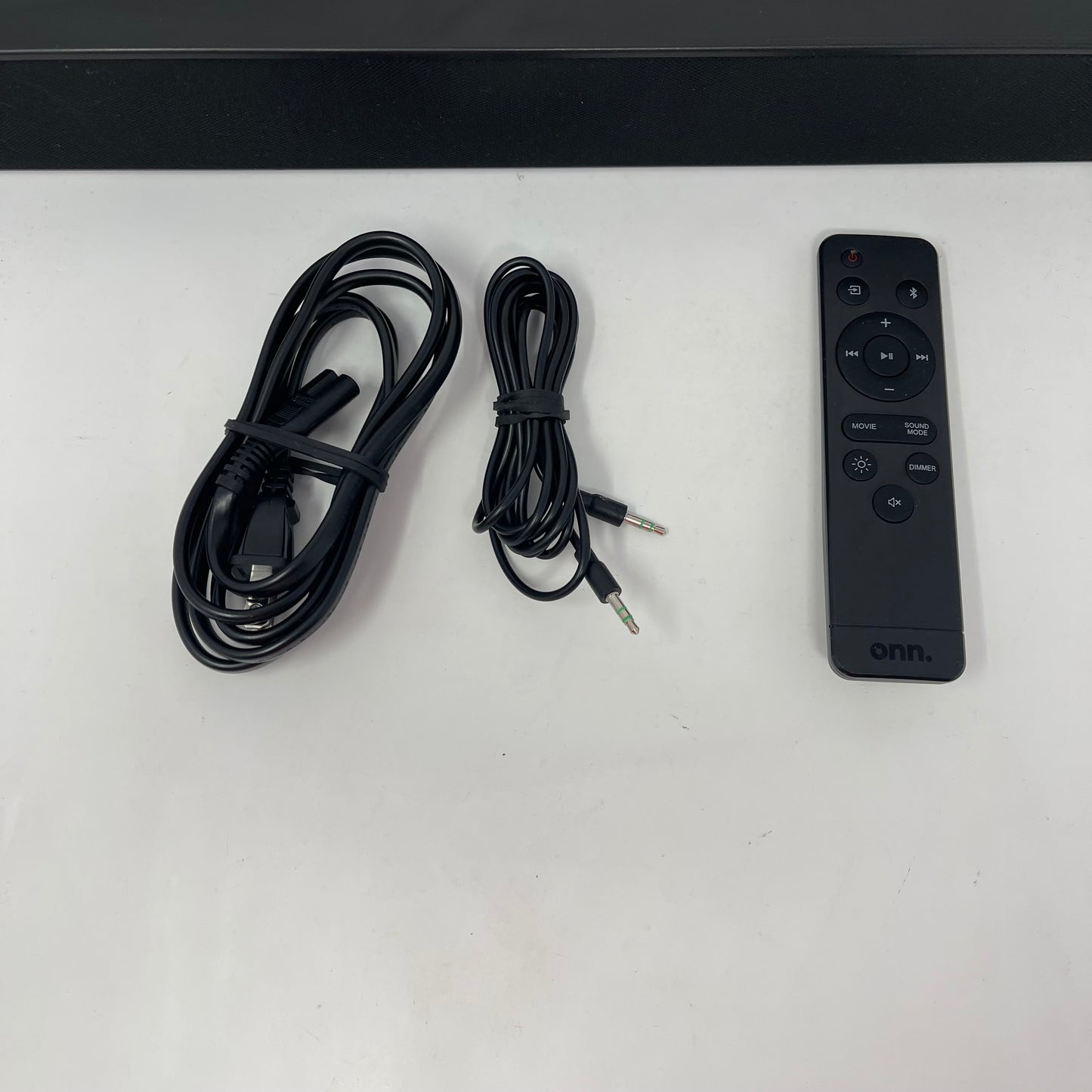 Onn 20" Bluetooth 2.1 Channel Soundbar  100075108