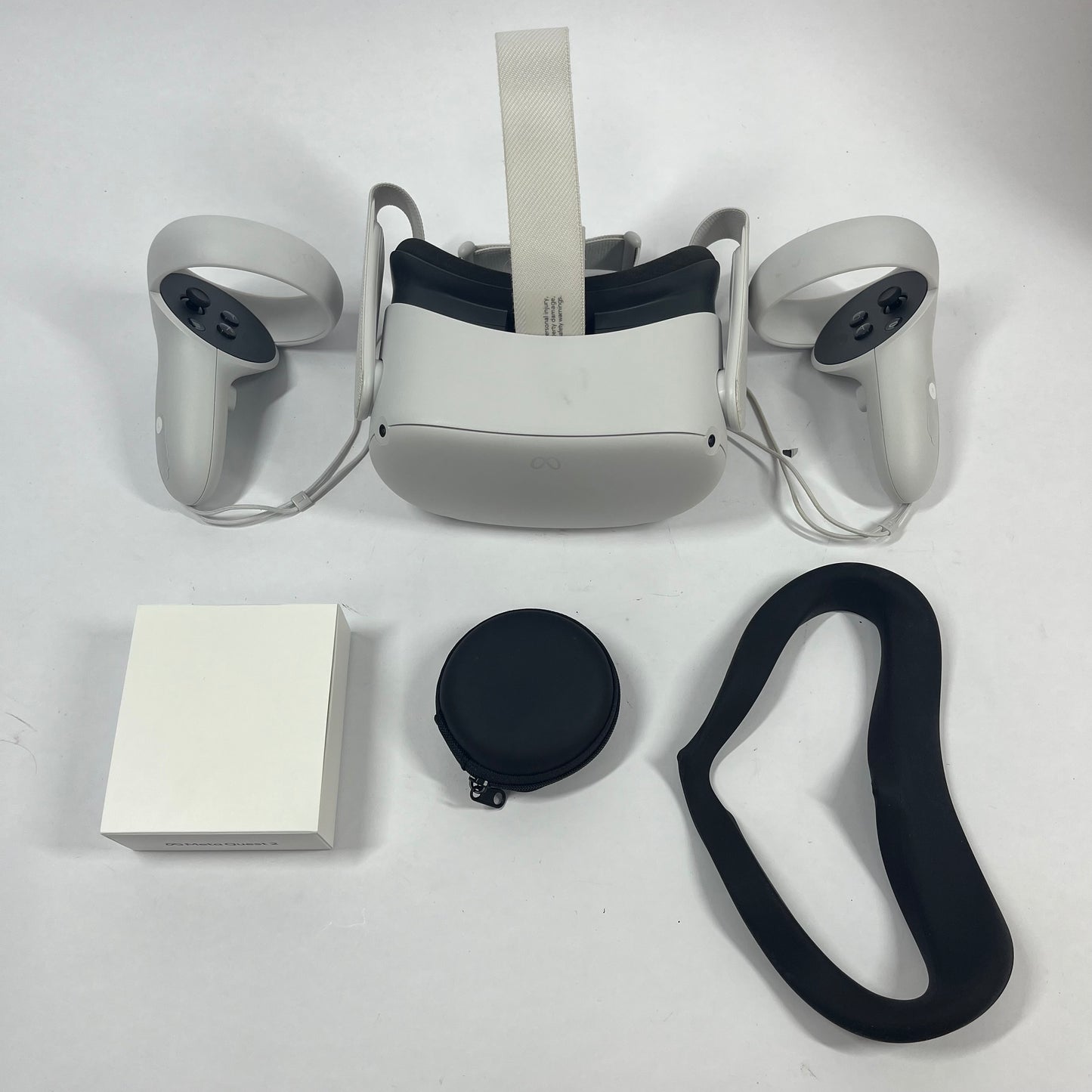 Oculus Quest 2 128GB Standalone All-in-One VR Headset KW49CM