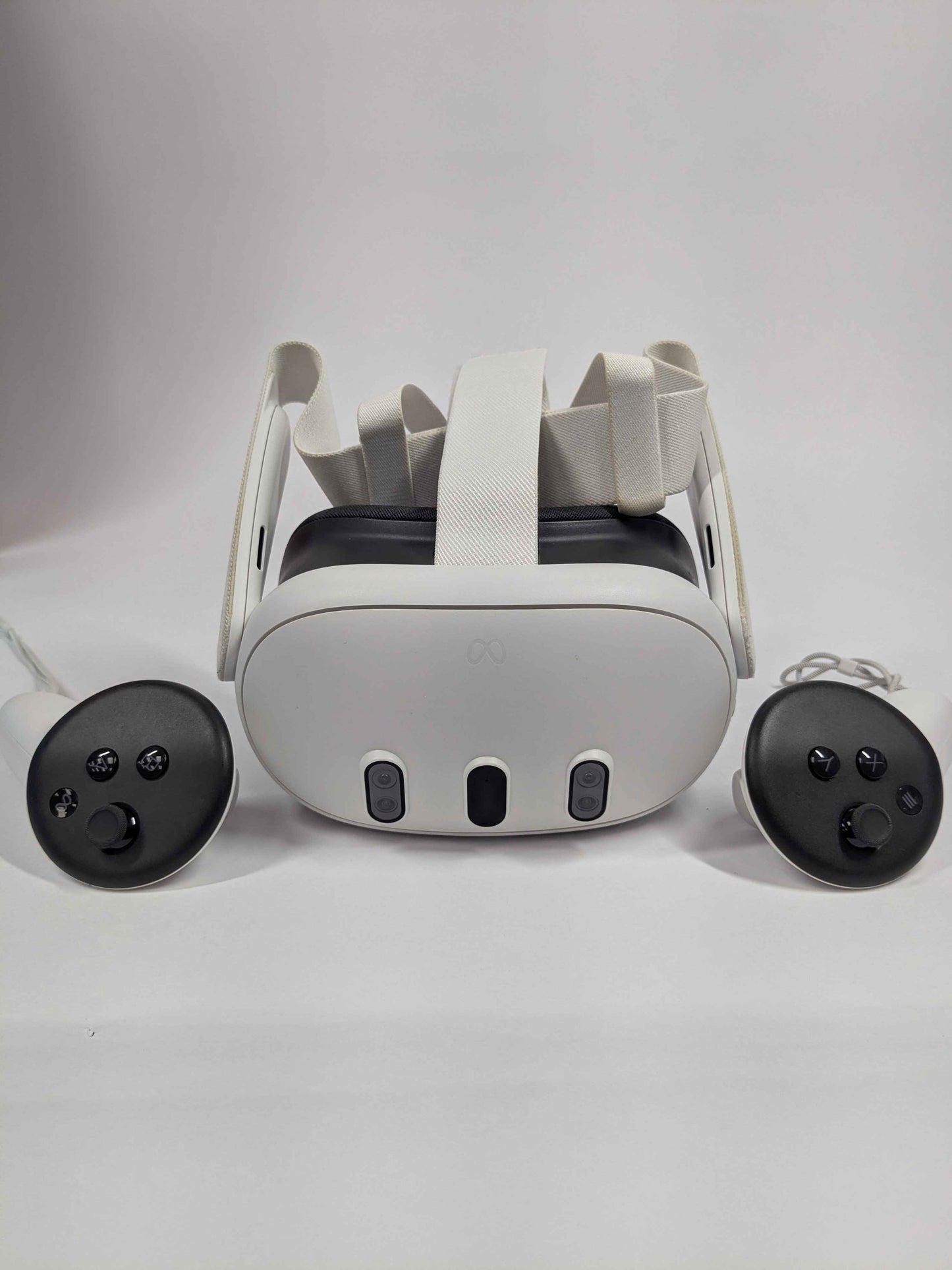 Meta Quest 3 128GB Standalone All-in-One VR Headset S3A