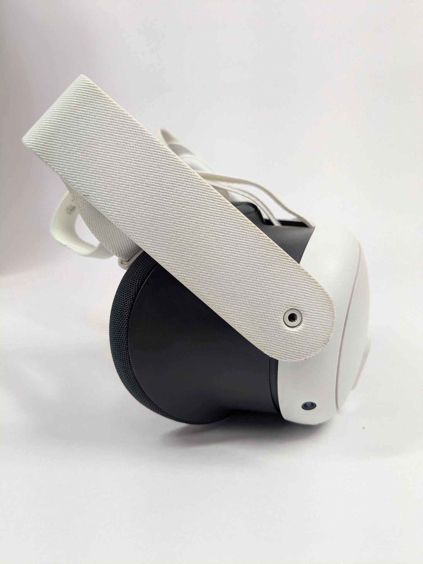 Meta Quest 3 128GB Standalone All-in-One VR Headset S3A